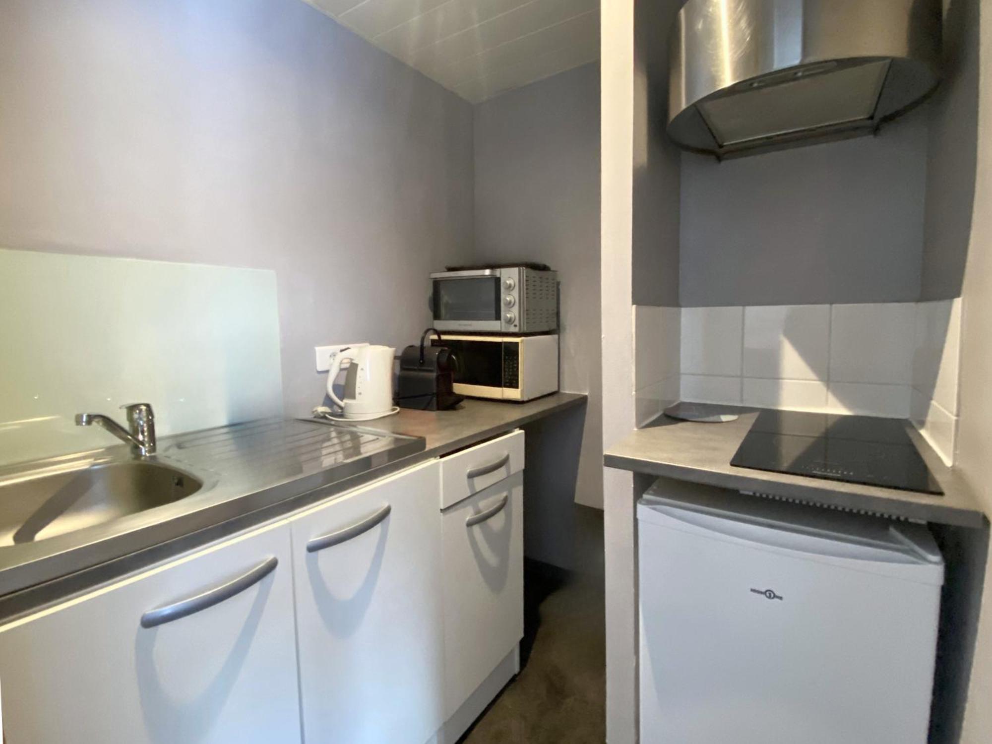 Studios & Appartements Confortables Au Centre De Bourbourg - Gare A Proximite Eksteriør bilde