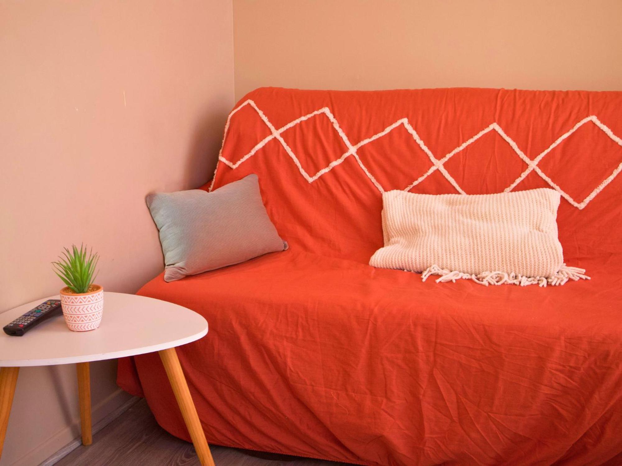 Studios & Appartements Confortables Au Centre De Bourbourg - Gare A Proximite Rom bilde